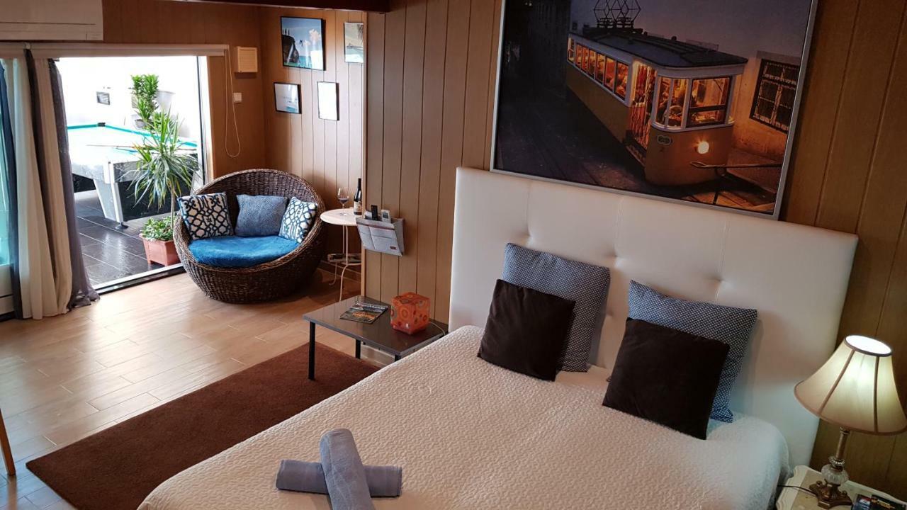Room Near The Airport Мая Екстер'єр фото